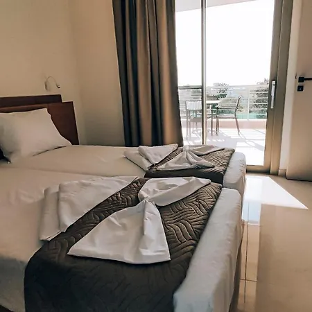 Irini. Seaview - - Pool - Privacy