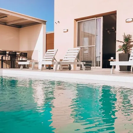 Irini. Seaview - - Pool - Privacy *